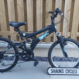 Boys Muddyfox Bike in good used condition and in full working order 20 inch wheels 14 inch dual suspension frame with quick release front wheel 6 speed twist grip gears for ages 7-9 
£40 ono
