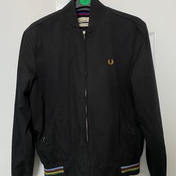 Fred Perry jacket. Size M. Hardly worn and in perfect condition.
