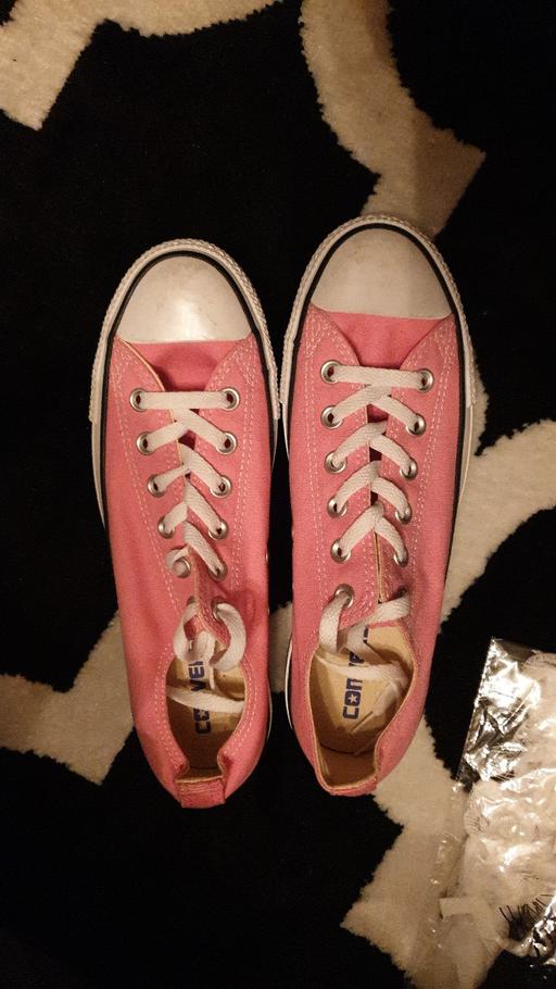 Buy & Sell South West London Tooting Broadway - South West London - Photos for Converse All Star Trainers