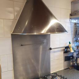 Stainlesssteal cooker hood with extractor fan and light, both work fine. Plus back plate.

Size = back plate 60 x 65 cm
cooker hood 60 x 39, depth is 49cm. Top section of hood is adjustable. 

Collection only from Newton le Willows.