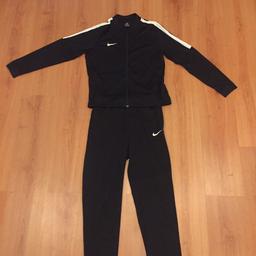 Nike dri-fit tracksuit great condition worn once
Size 13-15