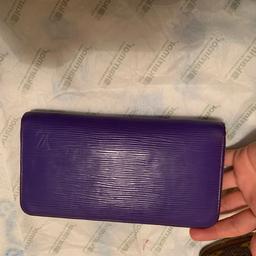 Lovely large size wallet , please note the lv logo from inside the coin zip side has been lost ,no dust bag or box