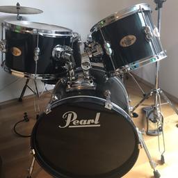 verkaufe Schlagzeug für Kinder und Jugendliche der Marke Pearl
mit Hocker und Sticks - wurde von meinem Sohn zuhause für den Musikschul-Unterricht verwendet - ist Musikschultauglich