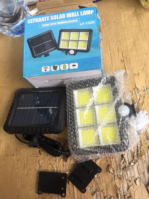 Buy & Sell Hanger Lane West London - Photos for Separate solar LEDwall lamp