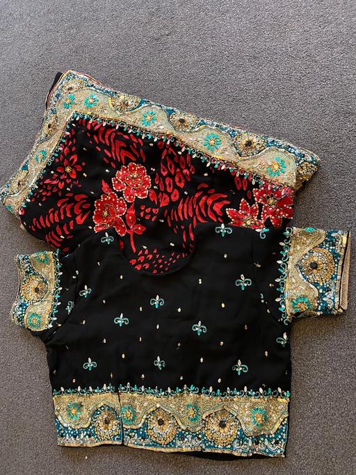 Buy & Sell North London Upper Edmonton - North London - Photos for Stone and sequin black saree with red floral