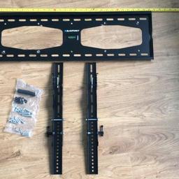 TV bracket for sale.
Width 77cm
Height 24cm
Bracket arms are 50cm long.

Collection from Exhall/Bedworth or can post.
£10