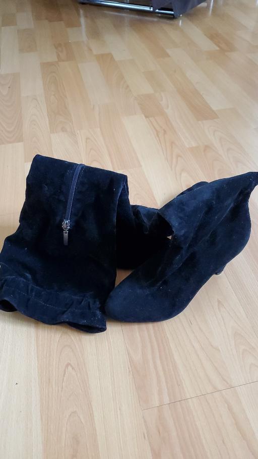 Buy & Sell Barking and Dagenham Dagenham - Barking and Dagenham - Photos for Ladies suede boots