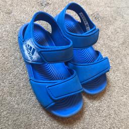 Boys Adidas sandals in very Good Condition. UK Size 9.