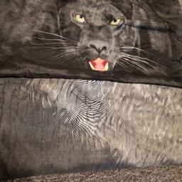 black panther duvet set for a single bed in very good condition