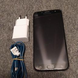 Ich verkaufe hier Samsung Galaxy J7, das Handy funktioniert ohne große Probleme und hat auch keine Kratzer. 
Für technische Details siehe Bild 5.