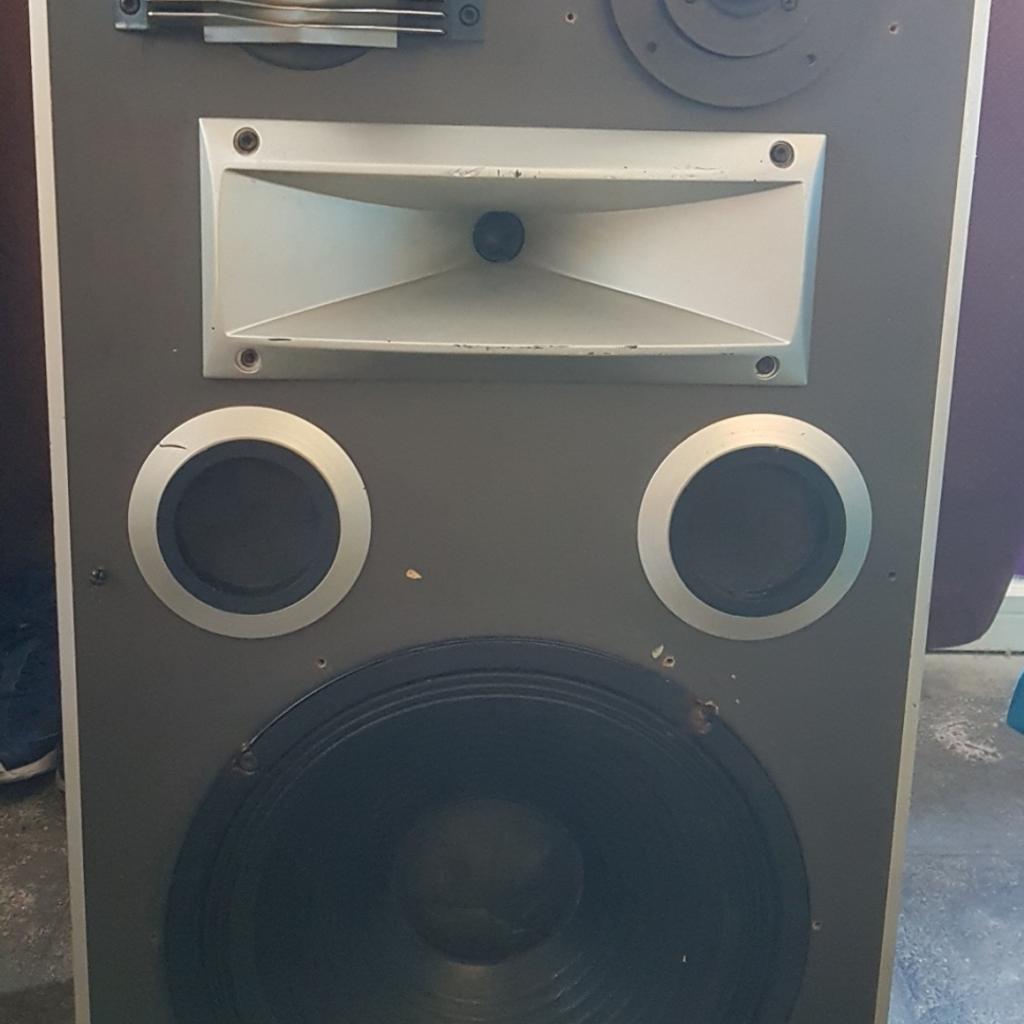 1 JAMO DYNAMIC D5E 500 WATT SPEAKER in SE1 London for 20.00 for