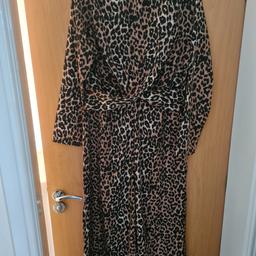 BOOHOO culotte shape 3/4 length leopard print jumpsuit. Size 16