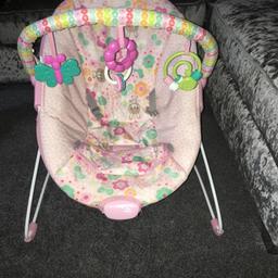 Pink baby bouncer - no offers. Collection only from Wythenshawe. 😊