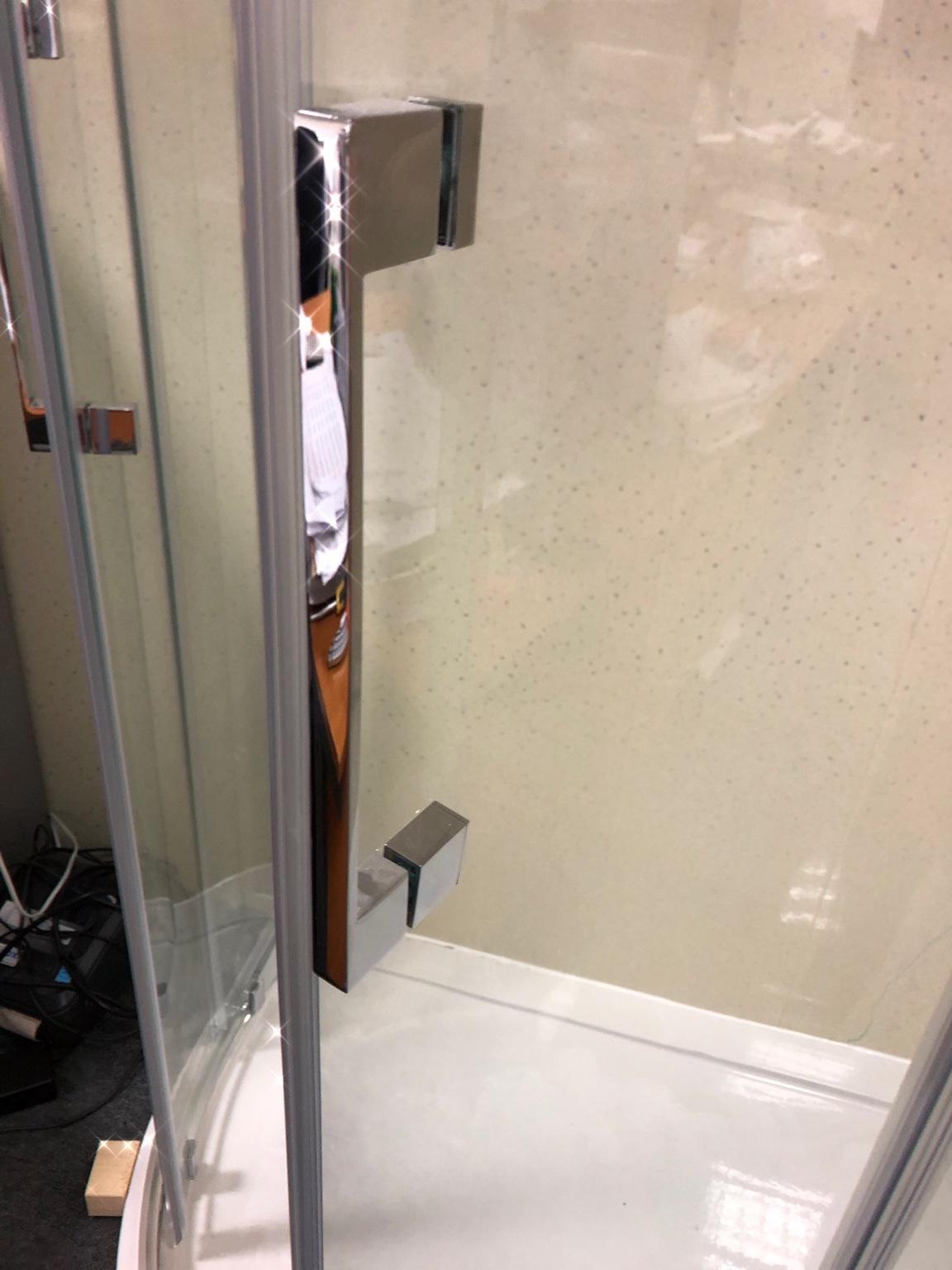 1100 x 800 Quadrant Shower Enclosure in B45 Birmingham for £180.00 for