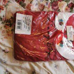 brand new still in packaging Lindy bop Molly Anne size 16

collection WV8
