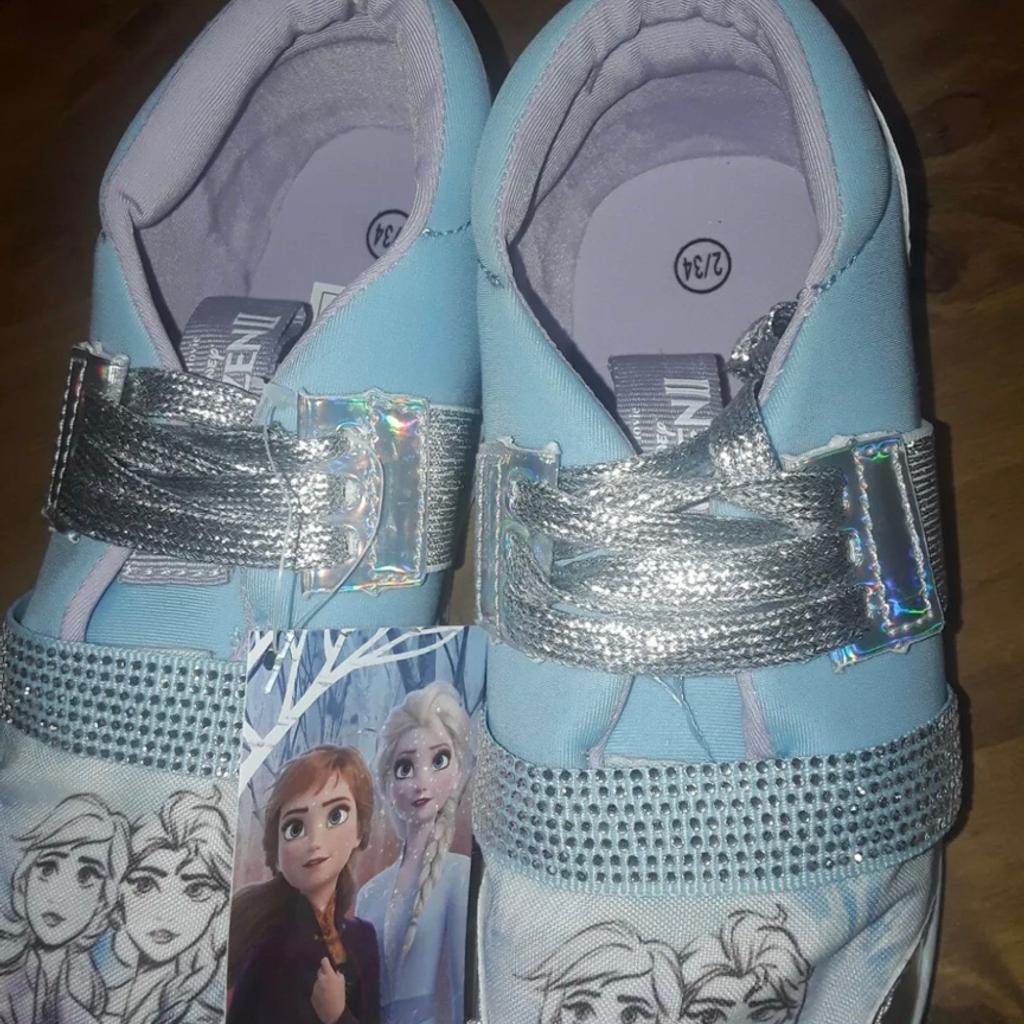 Girl’s Frozen 2 trainer. Size-2 . Brand new still attached tag. Smoke, Covid and pet free home collection or postage with postage cost. Thanks