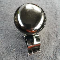 Universal stering wheel knob spinner
