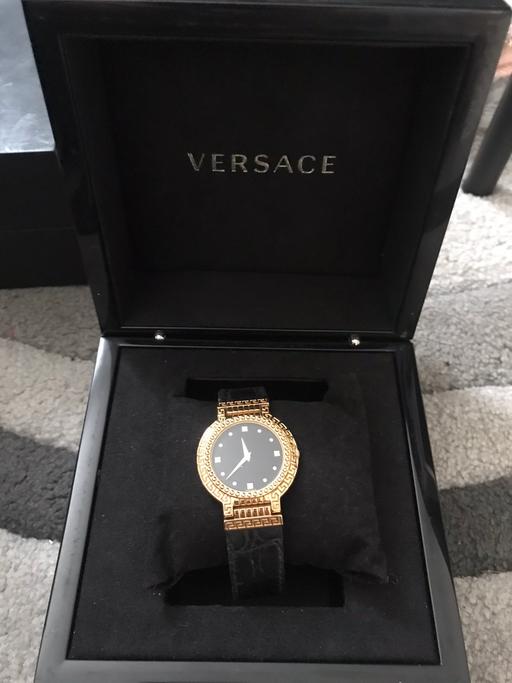 Buy & Sell Hertfordshire Dacorum - Photos for Versace gold plated-G10 24ct unisex watch