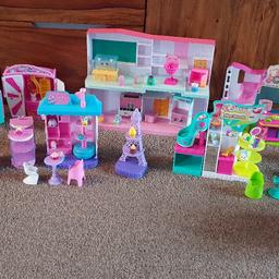 Bundle of Shopkins as seen. Includes fridge, wardrobe, high school, supermarket, makeup set, Cafe and shoe shop. Various relevant shopkins included. One shopkin doll and a few trolleys/baskets etc.
