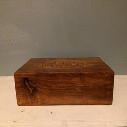 Jewellery box 1 
Colour: Dark Brown 
Size: Small
Material: Solid oak wood 
Adults/Kids: Adults
Men’s/Women’s: Unisex 
Price: £8.00
Next day delivery: £7.98
Standard delivery: £5.99