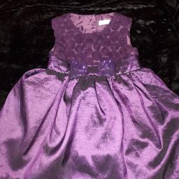 BEAUTIFUL PURPLE PARTY DRESS WITH BOW. LOVELY BODICE. LINED UNDRERSKIRT WITH DOUBLE NYLON EDGING