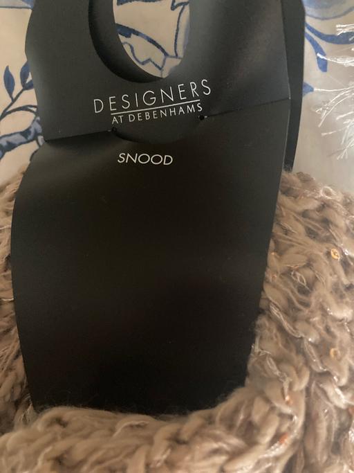 Buy & Sell West Midlands Dudley - Photos for Sequin snood designer at Debenhams