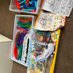 Build ur own roller coaster £8
Pop up pirate £5
Mr potatoe head and friends £5
Remote control toy £5