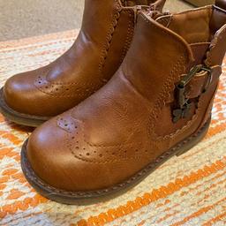 excellent condition girls brown boots