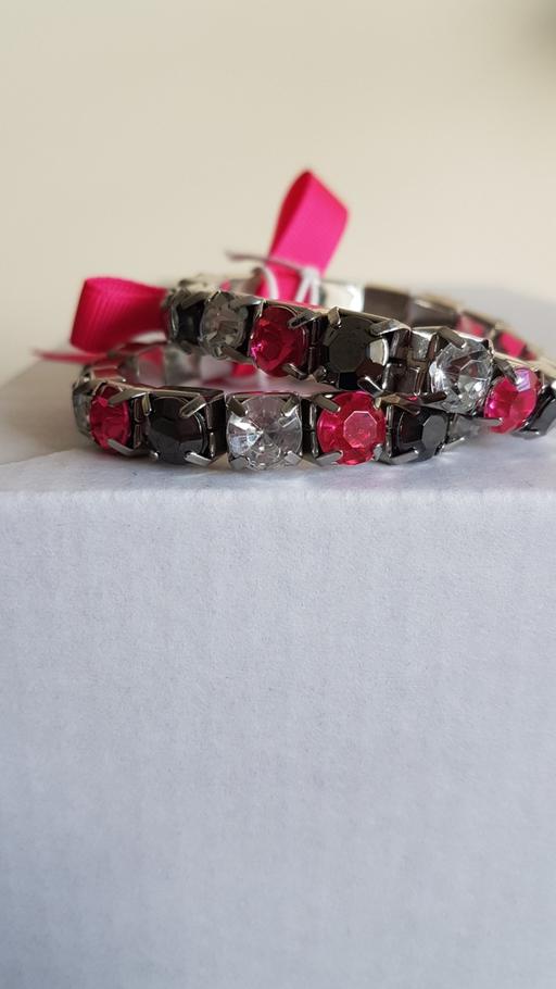 Buy & Sell West Midlands Walsall - Photos for Pink & Grey Diamante Bracelet