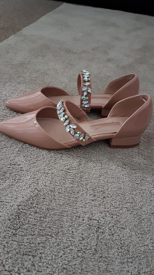 Buy & Sell West Midlands Walsall - Photos for Brand New Patent Bejewelled Shoes: 4