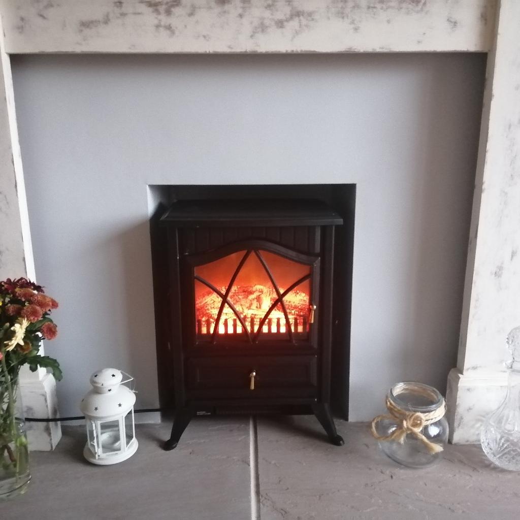 Milton small electric stove ND18D2P in Wakefield for £35.00 for sale