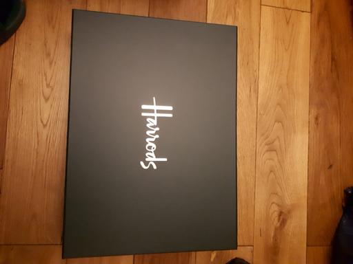 Buy & Sell West London Ealing - W5 - Photos for HARRODS GIFT BOX NEW