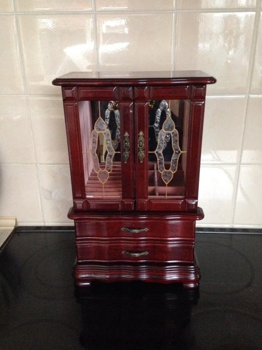 Buy & Sell Merseyside Saint Helens - Photos for Jewellery box