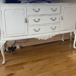 Sideboard that has been painted in chalk paint and waxed by Annie Sloan.
Gutted to be selling it as it’s a lovely piece may need a repaint. Has locked side doors comes with 2 original keys and a cutlery insert for one of the 3 draws. Heavy item seller will need 2 people when collecting.
Huyton Liverpool area.
£100 if took before Monday 