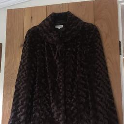 Rocha John rocha faux fur coat. Size 14.
Chocolate brown.
Good condition.
Smoke and pet free home. Collection preferred.