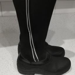 Harry Hall waterproof neoprene boot reflective all round walking, riding yard boots size 4 lovely and warm very comfortable