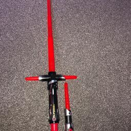 Star Wars lightsaber 

Fab condition

From smoke and pet free home

Collection from LS10 4AH