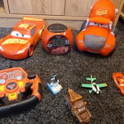 Cars bundle everything in pictures including remote control car, 2 jumps, projecting clock and teddy truck

Collection Athersley south, Barnsley