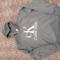 Calvin Klein Pullover zu verkaufen.

Größe L

Versende auch gerne bei Übernahme der Versandkosten

#hoody #pulli #calvinklein
