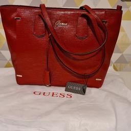 BRAND NEW NEVER USED
RED, GUESS, DESIGNER HANDBAG. GOLD LOGO EMBOSSED TO FRONT. LOGO PRINT INSIDE. LOGO BADGE INSIDE WITH INSIDE POCKET.
DOES NOT INCLUDE POST OR DELIVERY IN PRICE
FROM A PET AND SMOKE FREE HOME
PLEASE SEE OTHER LISTINGS