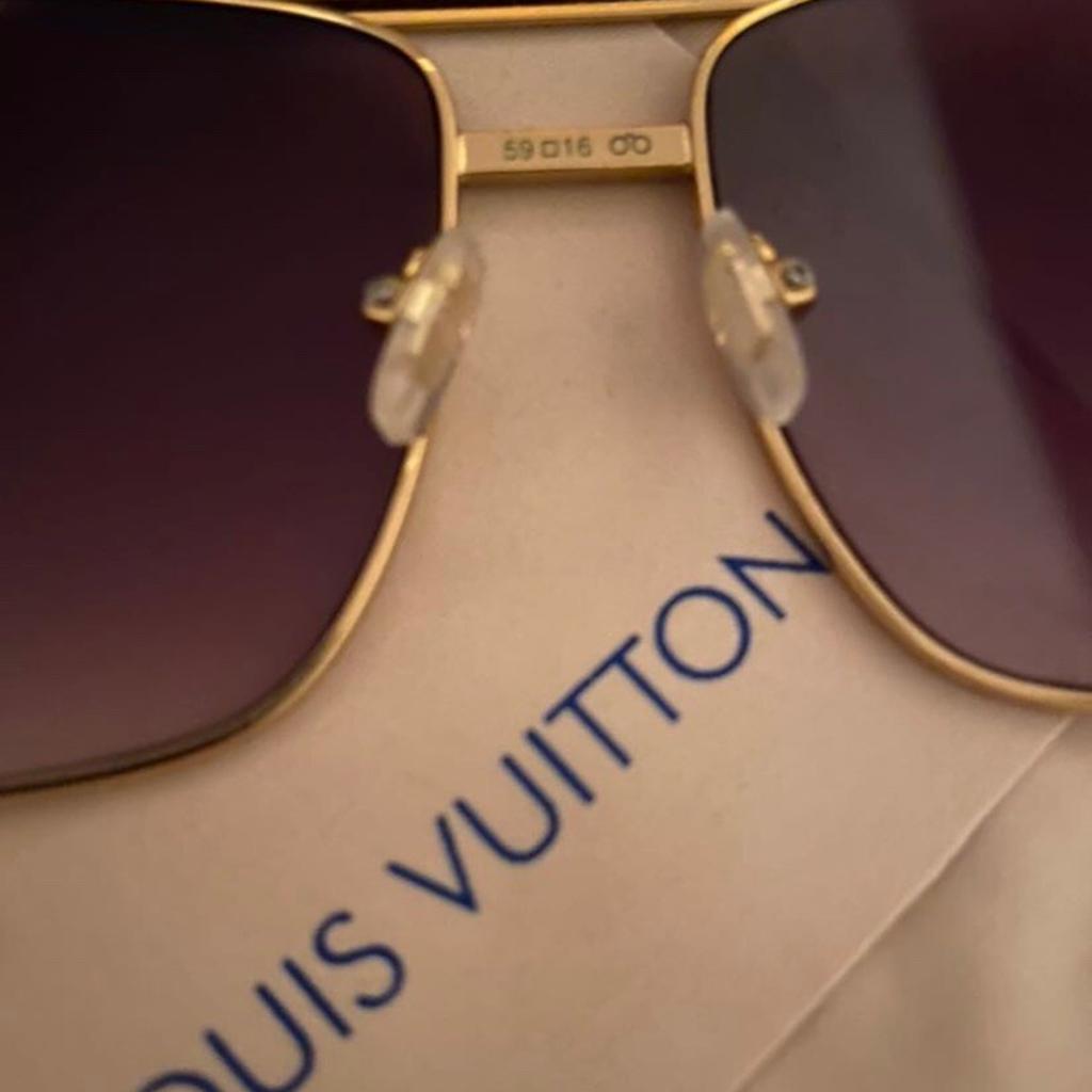 LOUIS VUITTON Attitude Sunglasses Z0259U Gold 125447