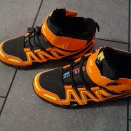 warm gefütterte Schuhe schwarz orange gr39