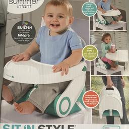 The sleek, compact design folds flat for convenient storage, and is perfect for both in-home or on-the-go use. The Sit 'n Style features a 3 point safety harness, 1 level height adjustment and a removable dishwasher safe wipe clean tray. Suitable from 9 months allow your little one to feel part of the family