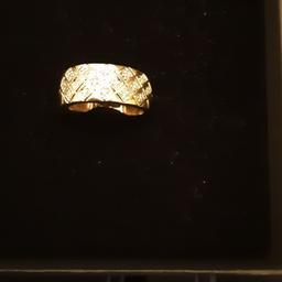 Verkaufe einen Ring echt Gold 585 Gr. 52
