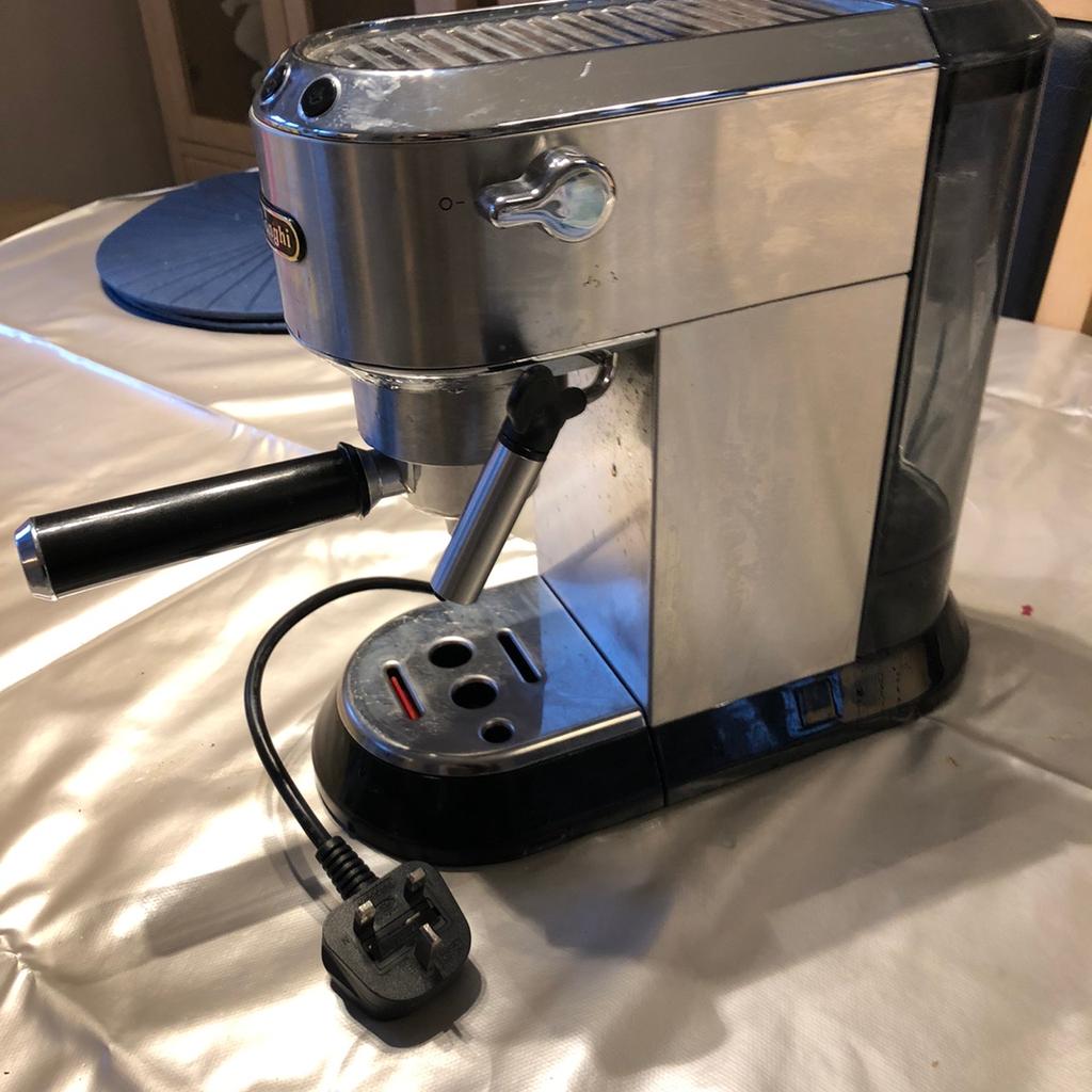 Delonghi coffee machine in Hertsmere für £ 120,00 zum Verkauf Shpock AT