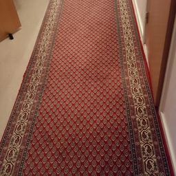turkiska gång matta eller vart man vill 90 x 5 meter använd sparsamt jordgub mönster jätti varmt håler huset x blocket fins stora mattan tillhör varandra