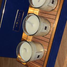(( Brand new ))Multiple box's available
Message for info

Very nice strong smelling candles comes in a royal blue suede box ideal for christmas gifts

£20 can deliver for £5 birmingham based only
