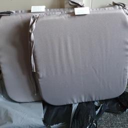 6 x grey seat pads brand new