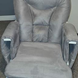 As described, in grey.
Good condition, just has a couple of marks on the fabric