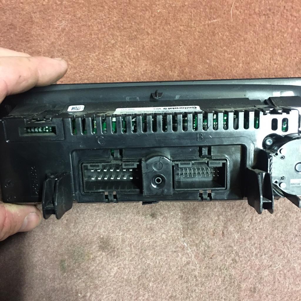 Removed from 2013 seat Ibiza heater climate control unit Seat Ibiza climate control unit . Posted by melanie in Parts, Car Parts in Burnley. 18 November 2020